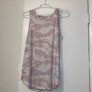 Old Navy pink camo tank